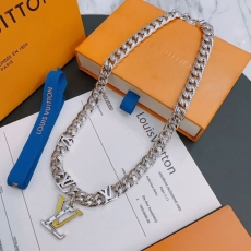 Louis Vuitton Necklaces